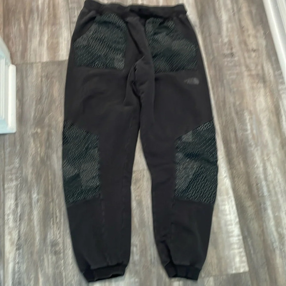 The North Face Black reflective fabric Track Pants Joggers large - Picture 2 of 8